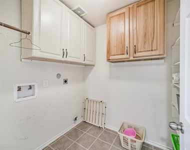 1609 Peach Dale Court - Photo Thumbnail 15