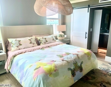 5550 Heron Point Dr - Photo Thumbnail 12