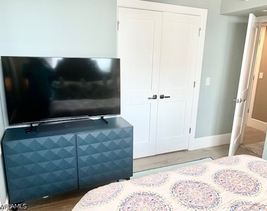 5550 Heron Point Dr - Photo Thumbnail 21