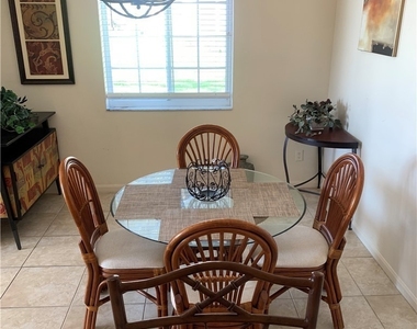 1275 Wildwood Lakes Boulevard - Photo Thumbnail 8