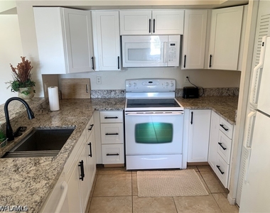 1275 Wildwood Lakes Boulevard - Photo Thumbnail 5