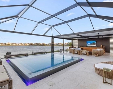 4796 Sophia Drive - Photo Thumbnail 13