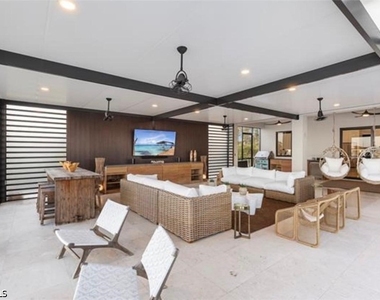 4796 Sophia Drive - Photo Thumbnail 17