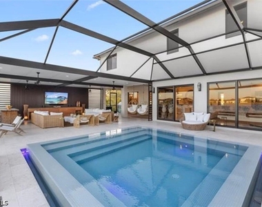 4796 Sophia Drive - Photo Thumbnail 10