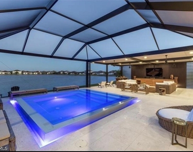 4796 Sophia Drive - Photo Thumbnail 18