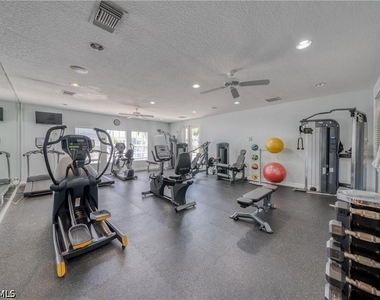 4610 Saint Croix Lane - Photo Thumbnail 21