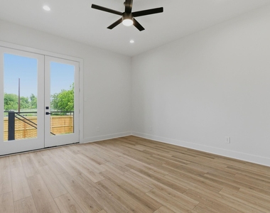 2917 Crane Street - Photo Thumbnail 14