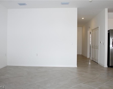 5479 Double Eagle Circle - Photo Thumbnail 9