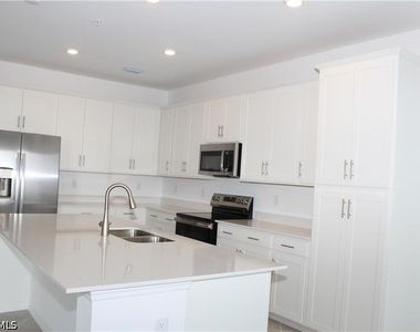5479 Double Eagle Circle - Photo Thumbnail 4