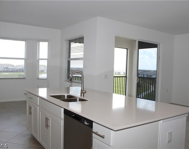 5479 Double Eagle Circle - Photo Thumbnail 3