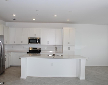 5479 Double Eagle Circle - Photo Thumbnail 6
