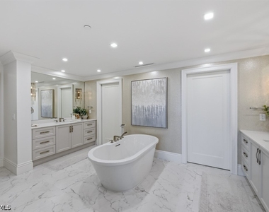 13915 Old Coast Road - Photo Thumbnail 13