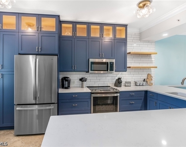 9727 Acqua Court - Photo Thumbnail 1