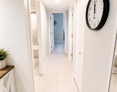 216 Bob O Link Way - Photo Thumbnail 9