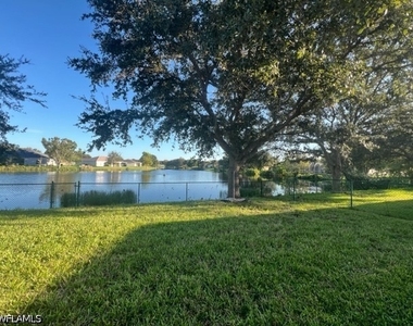 2901 Nw 18th Place - Photo Thumbnail 22