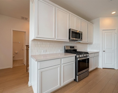 8710 Limmen Terrace Trail - Photo Thumbnail 13