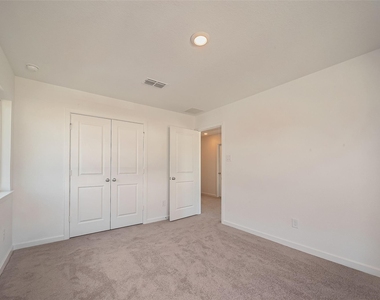 8710 Limmen Terrace Trail - Photo Thumbnail 23