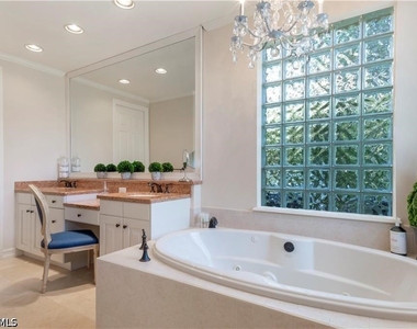 2864 Tiburon Boulevard E - Photo Thumbnail 11
