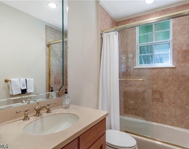 2864 Tiburon Boulevard E - Photo Thumbnail 15