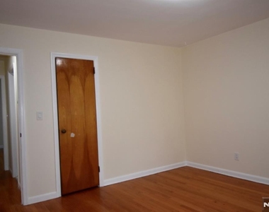 356 Slocum - Photo Thumbnail 19