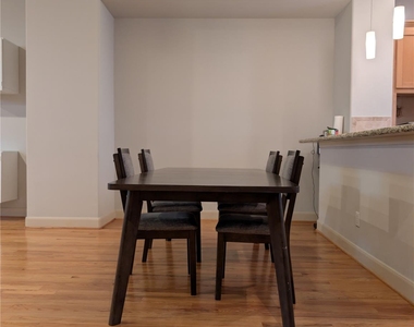 6905 Staffordshire Boulevard - Photo Thumbnail 4