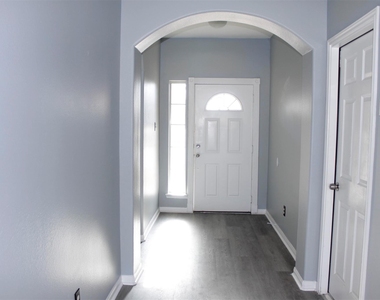 4031 Raspberry Court - Photo Thumbnail 3