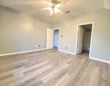 4031 Raspberry Court - Photo Thumbnail 13