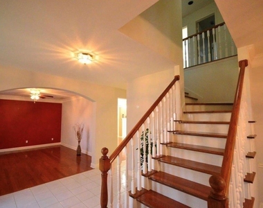 4319 Greystone Way - Photo Thumbnail 6