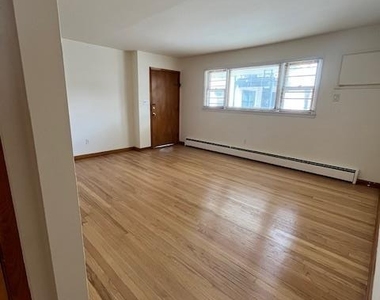 122 Stuyvesant - Photo Thumbnail 8