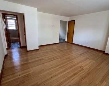 122 Stuyvesant - Photo Thumbnail 5