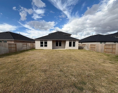 27507 Hudson Sands Drive - Photo Thumbnail 18