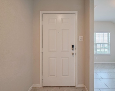 3010 Veeder Pass Lane - Photo Thumbnail 2