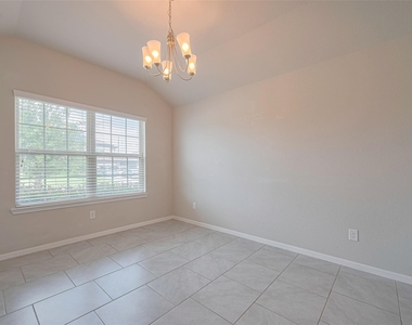 3010 Veeder Pass Lane - Photo Thumbnail 3