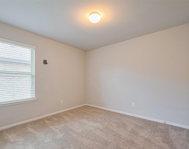 3010 Veeder Pass Lane - Photo Thumbnail 22