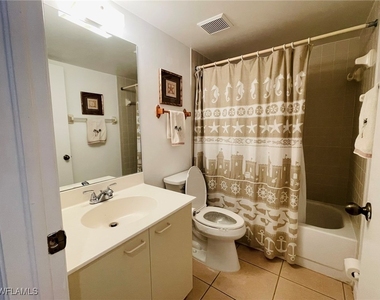 4410 Chantelle Drive - Photo Thumbnail 23