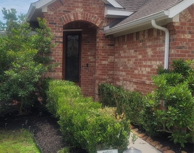 10659 Dolce Lane - Photo Thumbnail 2