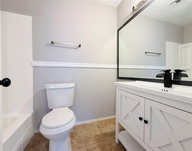 9200 W Bellfort Street - Photo Thumbnail 13