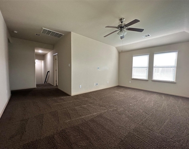 2423 Garden Shadow Drive - Photo Thumbnail 16