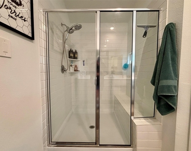 3533 Alcala Cove Court - Photo Thumbnail 22