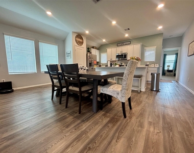 3533 Alcala Cove Court - Photo Thumbnail 16