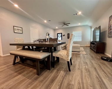 3533 Alcala Cove Court - Photo Thumbnail 15