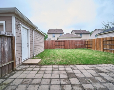 18814 Sandelford Drive - Photo Thumbnail 16
