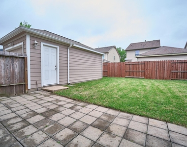 18814 Sandelford Drive - Photo Thumbnail 17