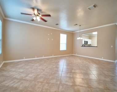 18814 Sandelford Drive - Photo Thumbnail 2