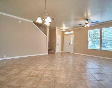 18814 Sandelford Drive - Photo Thumbnail 10