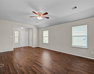 5939 Brenwood Trails Lane - Photo Thumbnail 8