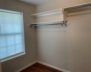 12418 Sunlit Wood Way - Photo Thumbnail 7