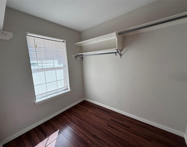 12418 Sunlit Wood Way - Photo Thumbnail 11