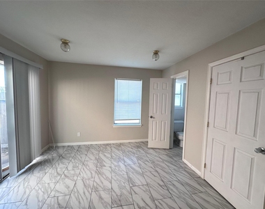 12418 Sunlit Wood Way - Photo Thumbnail 17