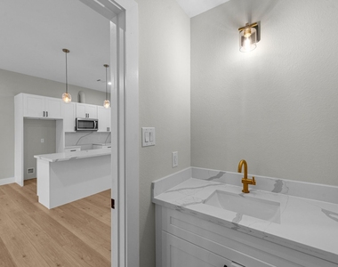 2348 Delafield Street - Photo Thumbnail 11